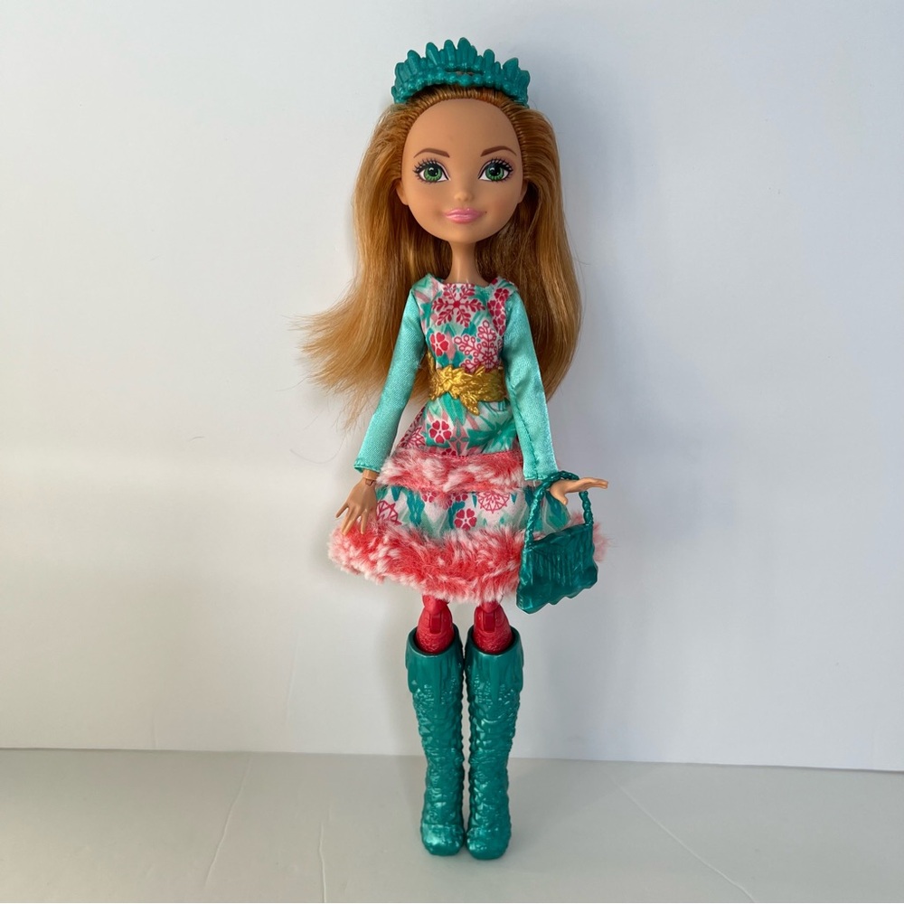 Ever After High Ashlynn Ella Epic Winter doll